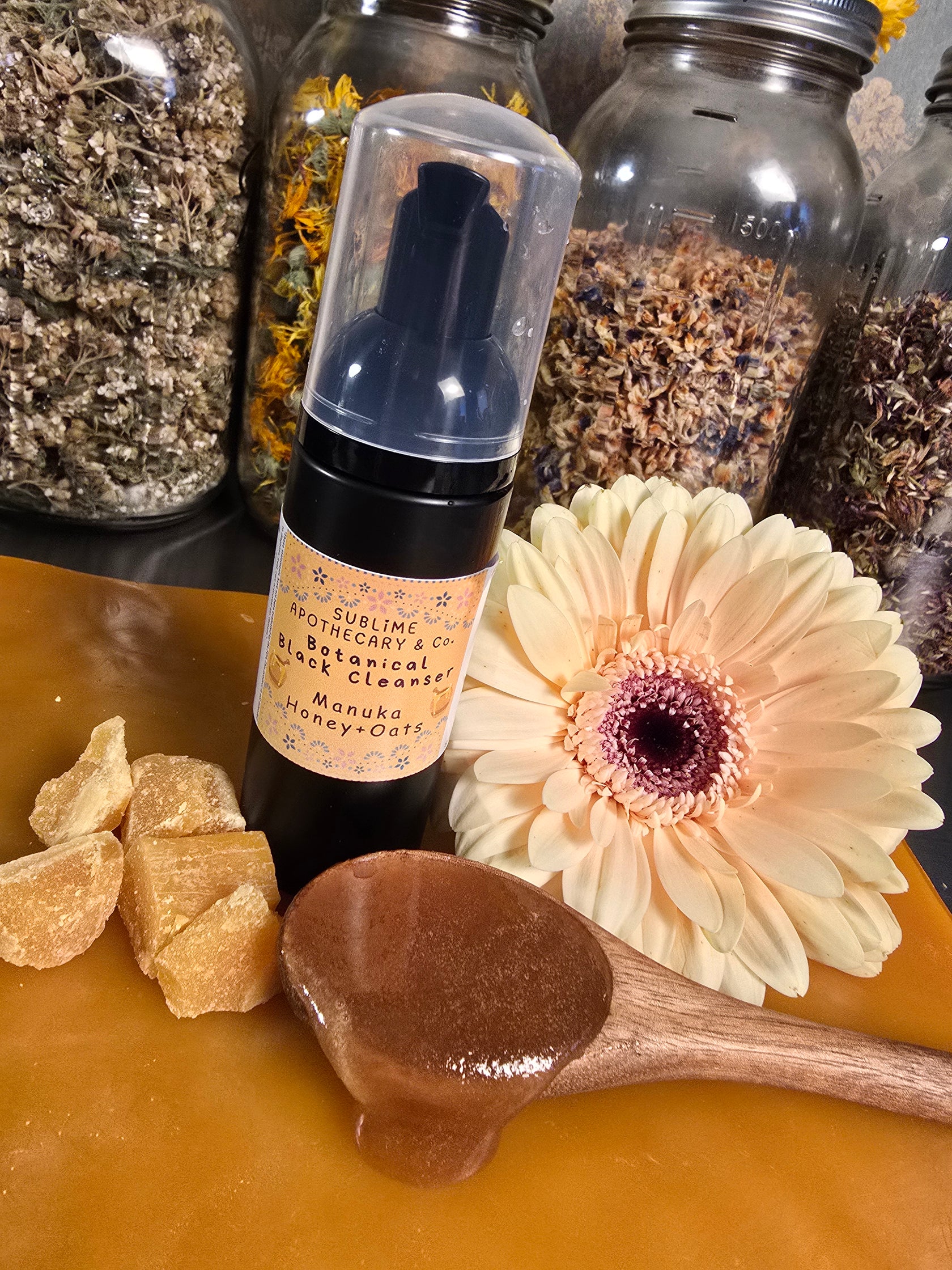 Botanical Black Cleanser Manuka Honey + Foaming Oats (2oz)
